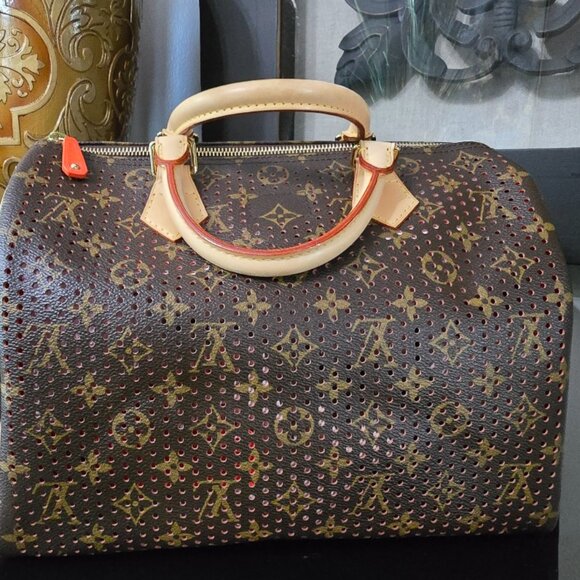 EUC Authentic RARE Limited Edition LV Perforated Speedy 30 Orange - Picture 6 of 16
